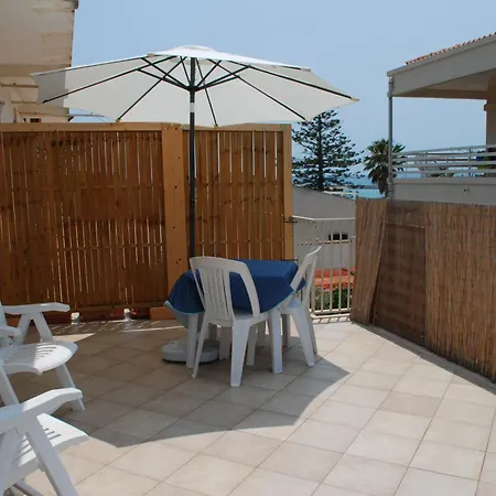 Apartment Domus Maregi Marina di Ragusa