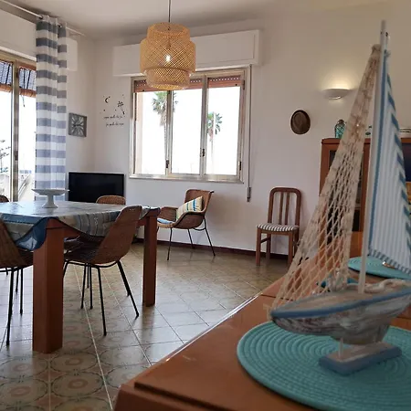 Domus Maregi Appartement *